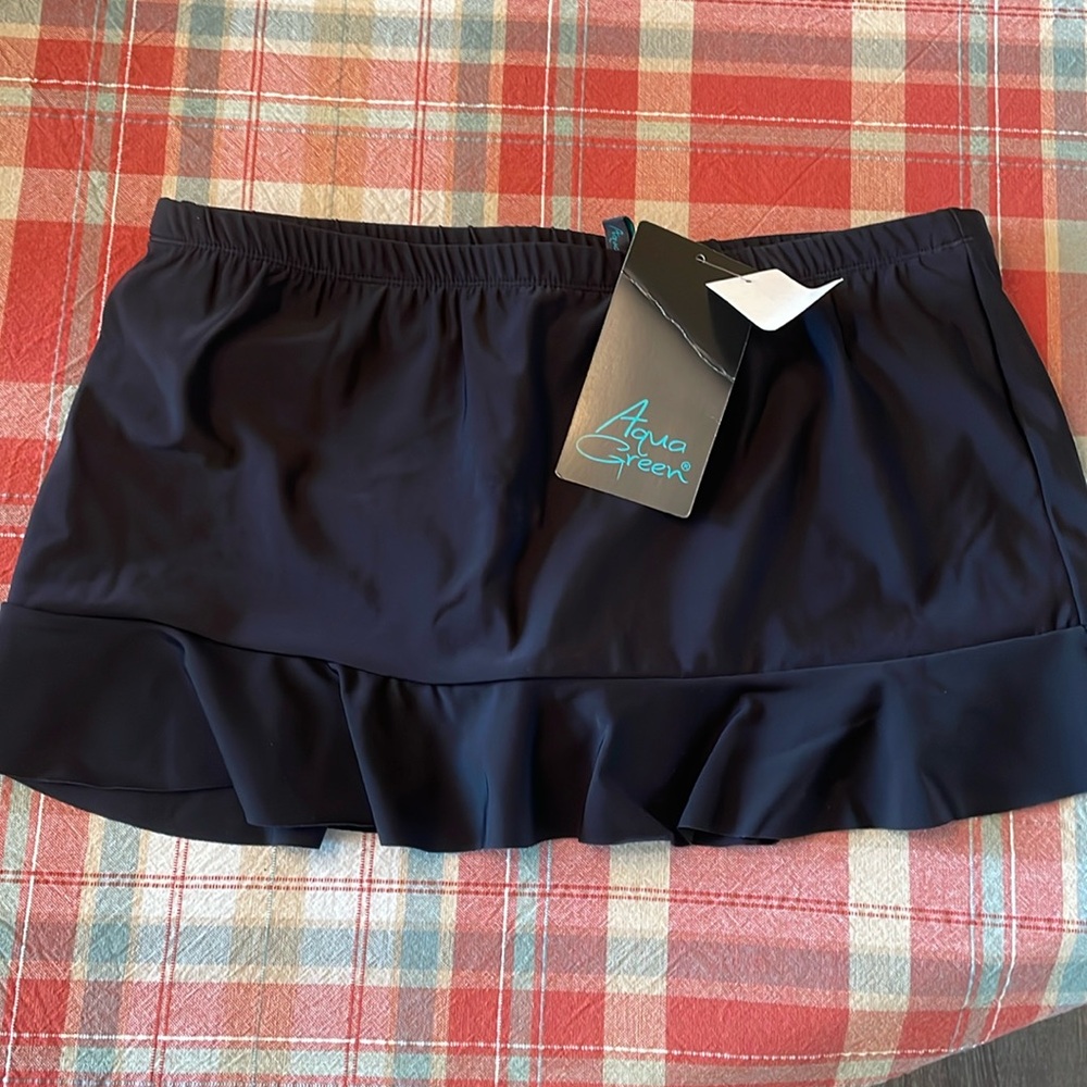 NWT Aqua Green Bathing Suit Skirt - Black